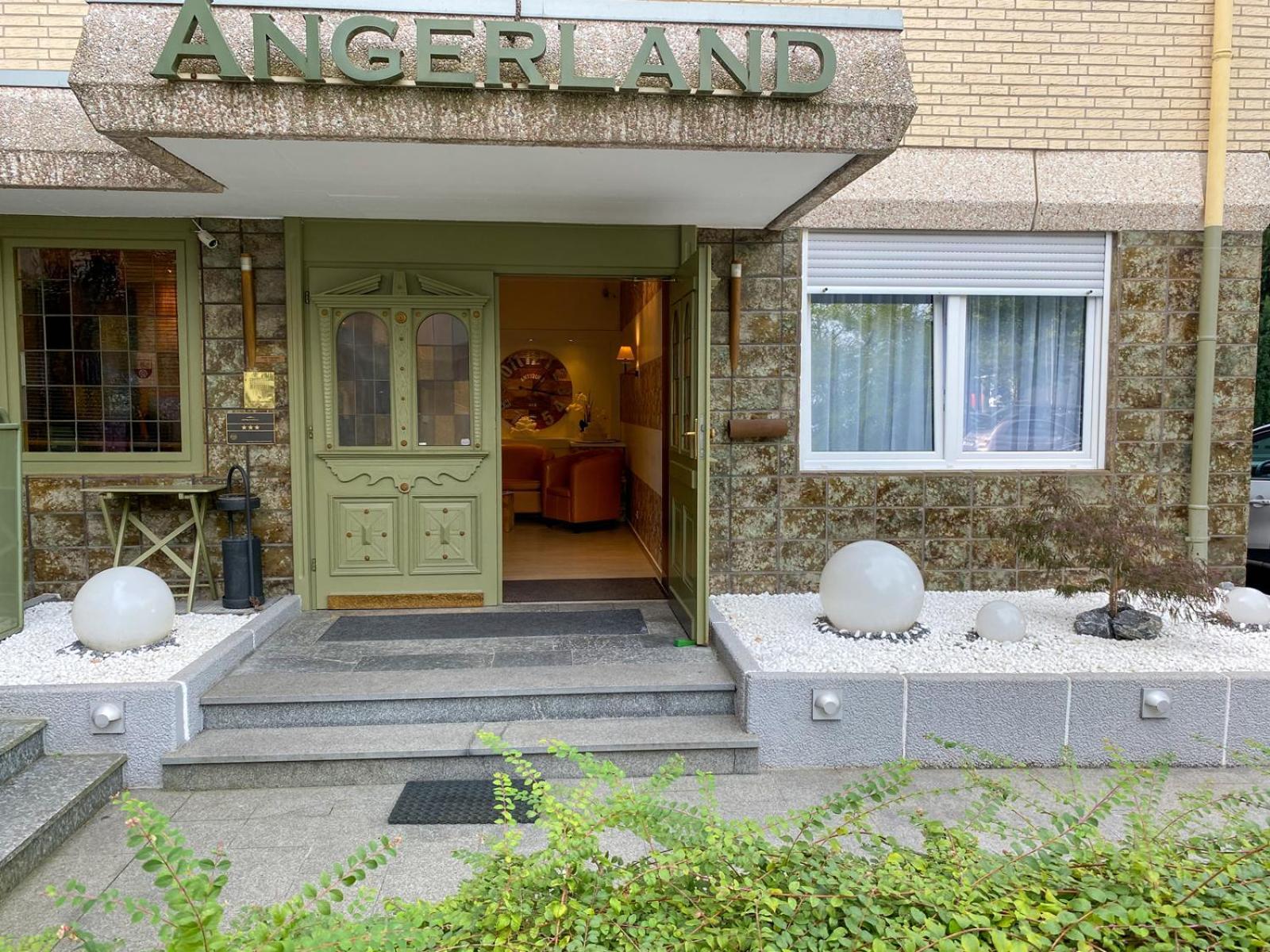 Hotel Angerland Garni ラーティンゲン エクステリア 写真